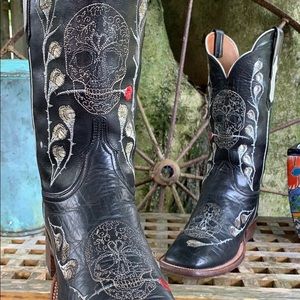 Skull Roses Square Cowboy Boots 